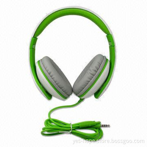 Best stylish wired headphones with mic studio